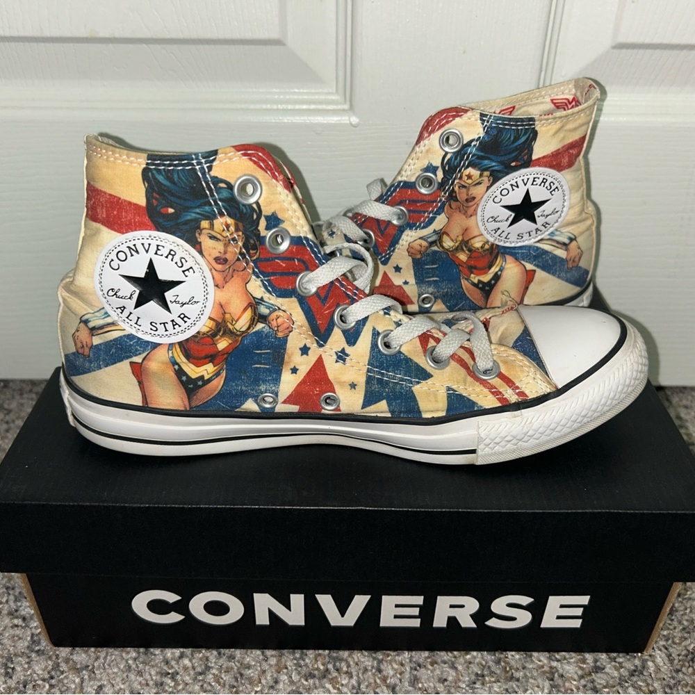 Converse Women's High-Top Sneakers - Multicolor Wonder Design - Picture 8 of 8